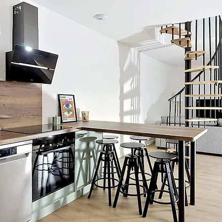 Apartment Le Patio Du Velay 2 - Premier Etage 6 Pers *