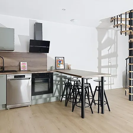Appartement Le Patio Du Velay 2 – Premier étage 6 Pers Le Puy-en-Velay